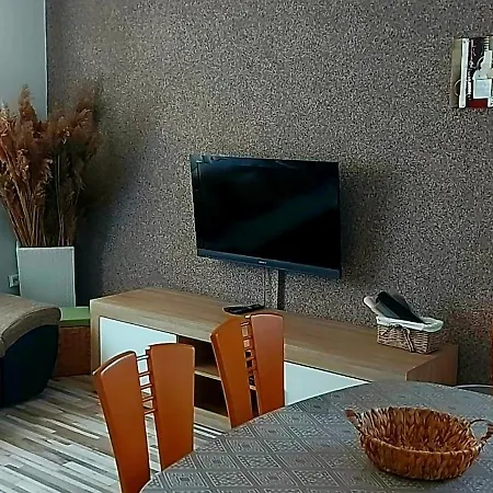 Apartmán Balan S Vanjskim Bazenom Trogir